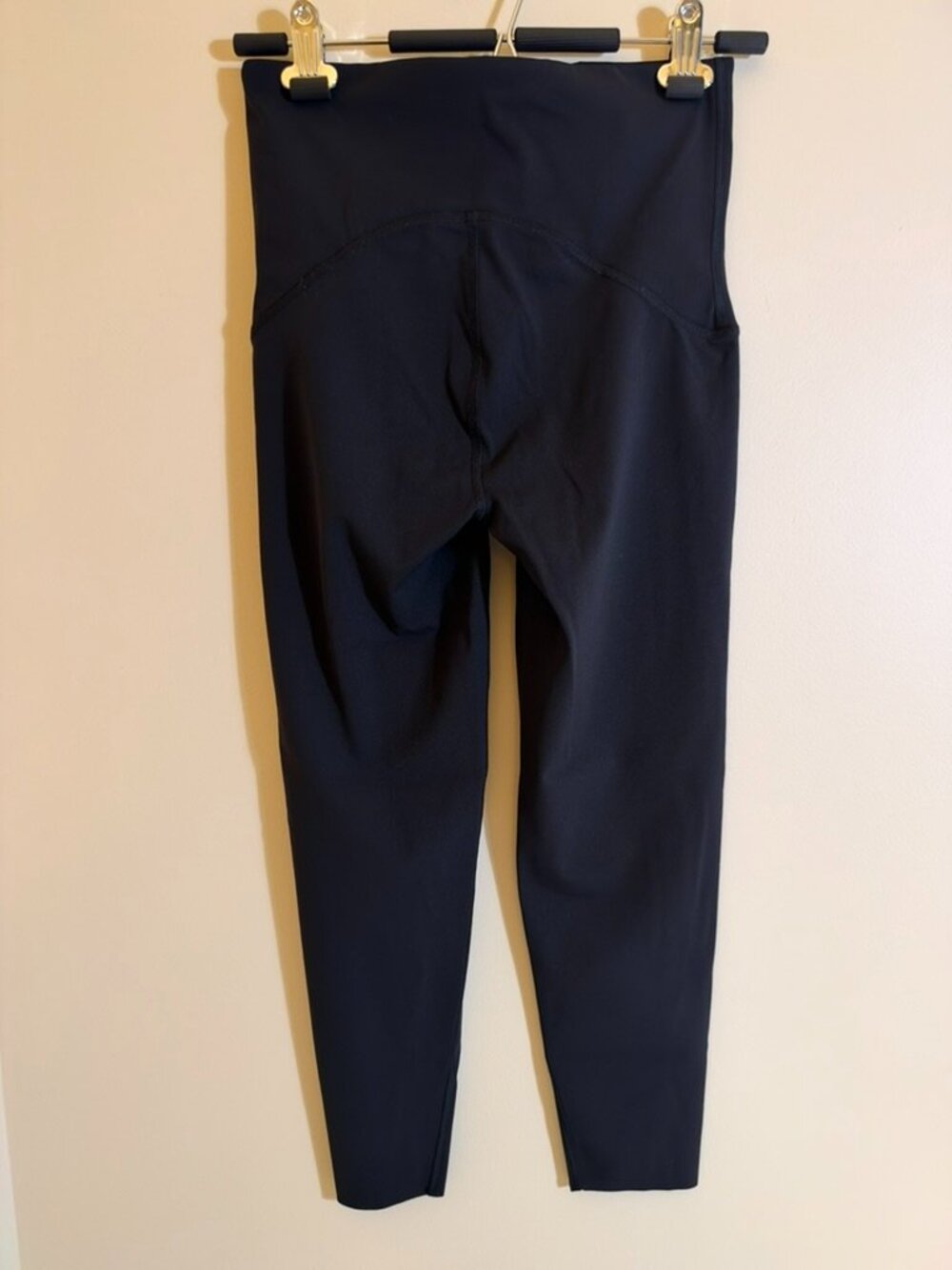 Spanxshape High-waisted Booty Boost Crop Workout Leggings Black Medium - Picture 5 of 10